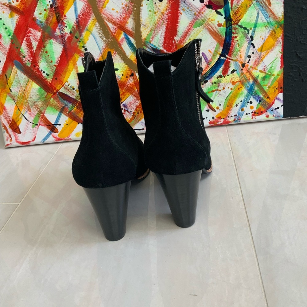 GAP Black Leather Ankle Bootie Size 10 - Picture 5 of 7